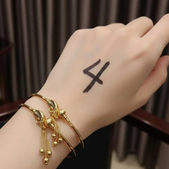 2-Piece Bangles Set – Elegant and Beautiful Cosmia