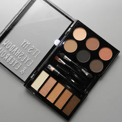 Merry Color It's My Eyeshadow & Eyebrow palette merry Color