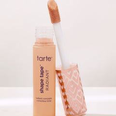 Tarte- shape tape™ radiant medium coverage concealer (Dubai) Tarte