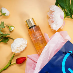 Victoria's Secret Amber Romance In Bloom Fragrance Body Mist - 250ml Victoria's Secret