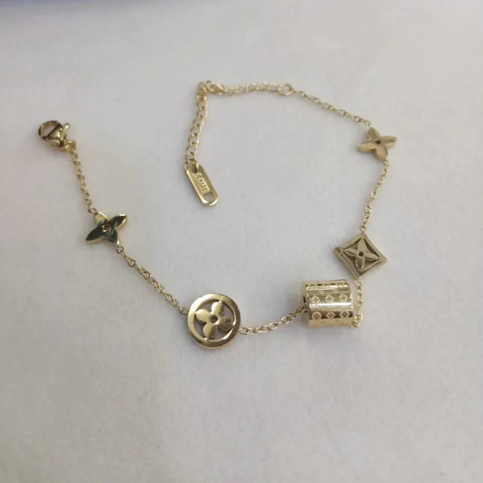 Stainless Steel Chain Bracelet Cosmia
