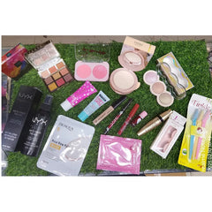 16 Items All One Makeup Deal Cosmia.pk