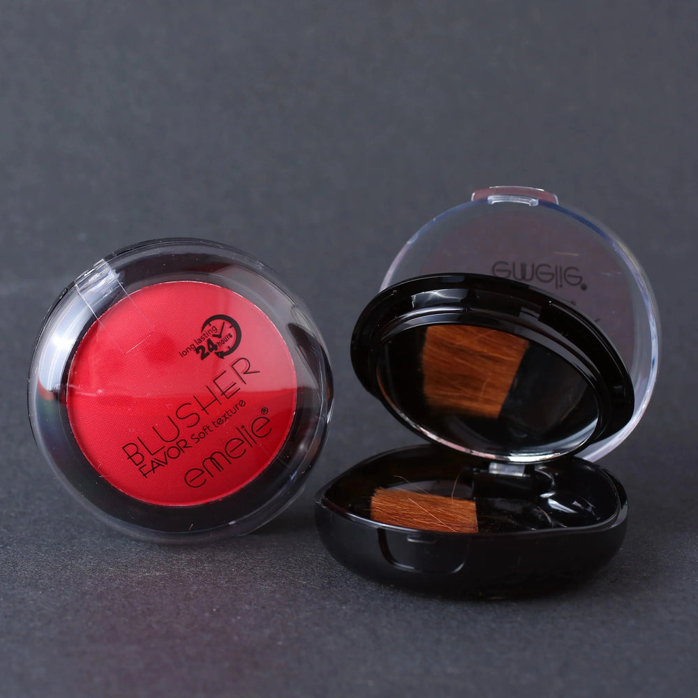 Emelie Matte Blushon Emelie