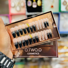 O.TWO.O Cosmetics – Glitter Press-On Nails Set OTWOO
