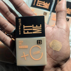 Maybelline - Fit Me Fresh Tint Spf 50 + Vitamin C Foundation Maybelline