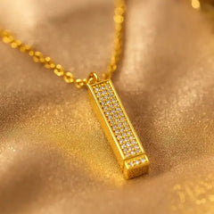 Secret love chain locket Cosmia