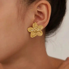 Designer Flower Studs Earring Cosmia