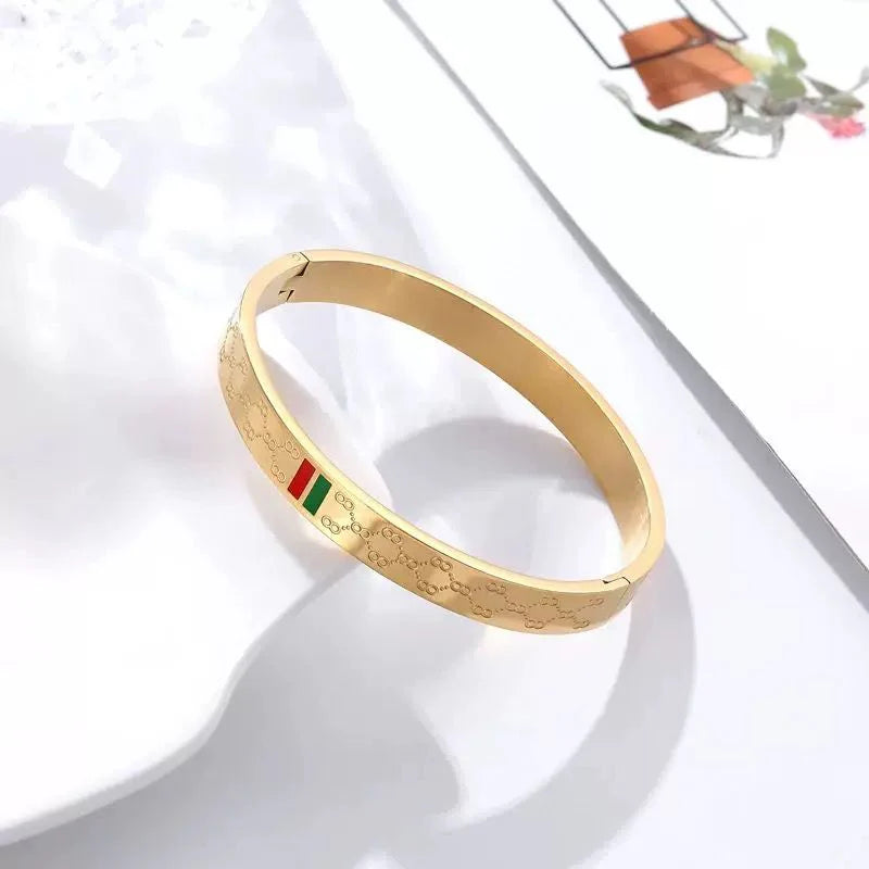 Stainless Steel Gucci cuff Cosmia