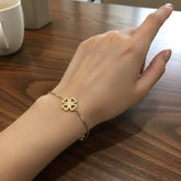Four-Leaf Clover Gold Bracelet Cosmia