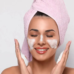 Golden Pearl White Beauty Face Wash Golden Pearl