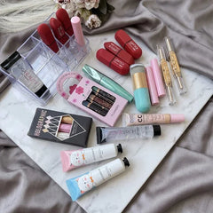 16-Piece Vibrant Glamour Beauty Deal with Organizer Cosmia.pk
