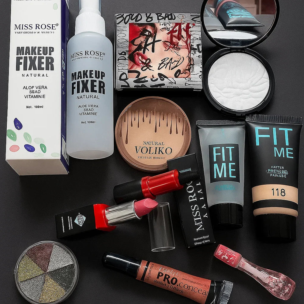 Deal 15 – Everyday to Glam Makeup Kit Cosmia.pk