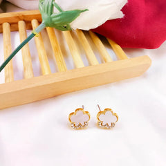 Four-Leaf Clover Stud Earrings Cosmia