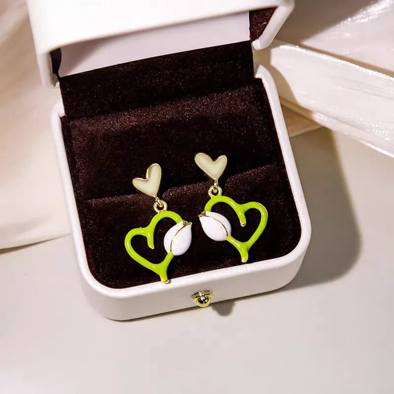 French White Flower Tulip Fruit Green Peach Heart Earring Cosmia