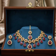 Zircon Necklace Set – Elegant Sparkle for Every Occasion Cosmia
