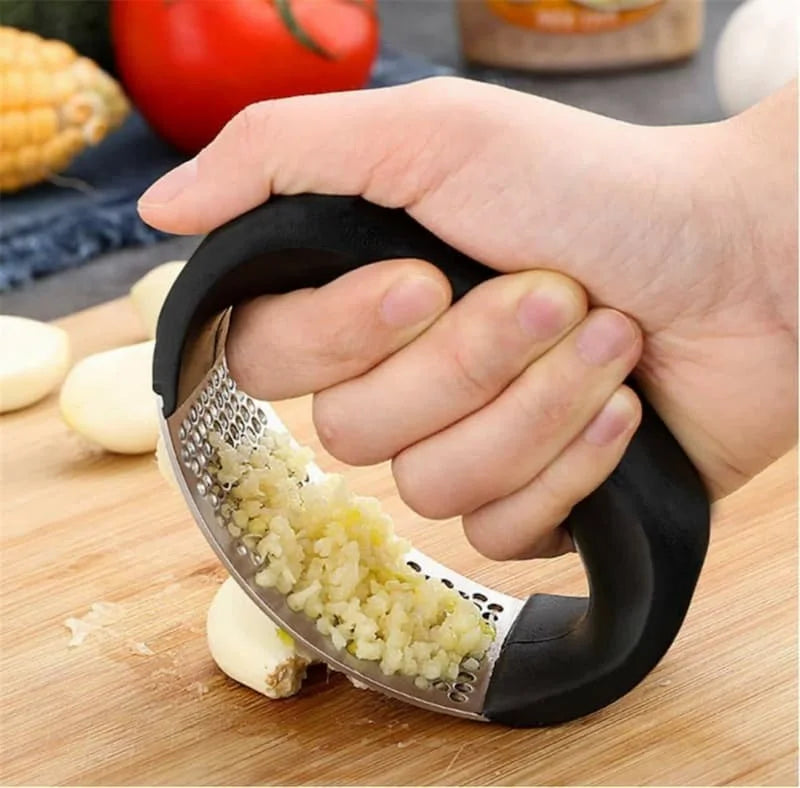 Stainless Steel Garlic Crusher, Garlic Grinder, Hand Held Garlic Press Cosmia.pk