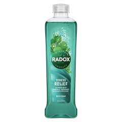 Radox Stress Relief Bath Soak with Rosemary & Eucalyptus - 500ml Radox