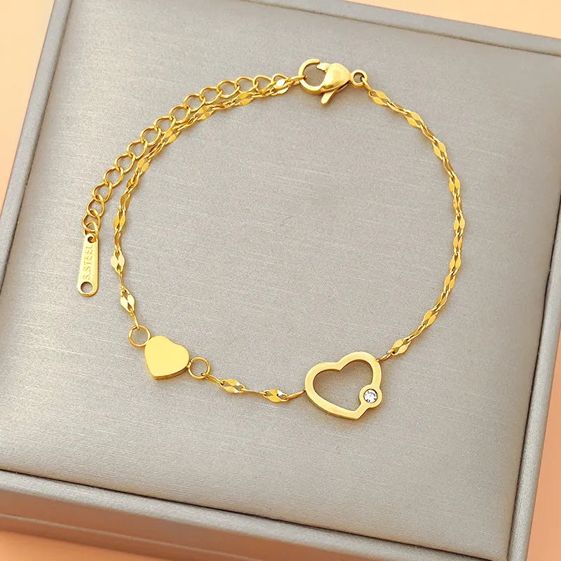 Elegant Gold Heart Charm Bracelet - Each Cosmia.pk