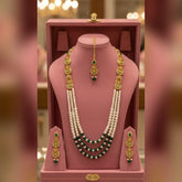 Elegant Pearl Mala set Cosmia