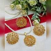 Manjos Stone Locket set Cosmia