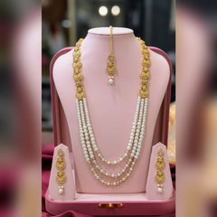 Pearl Mala Set with Tikka & Earrings – Timeless Grace Cosmia