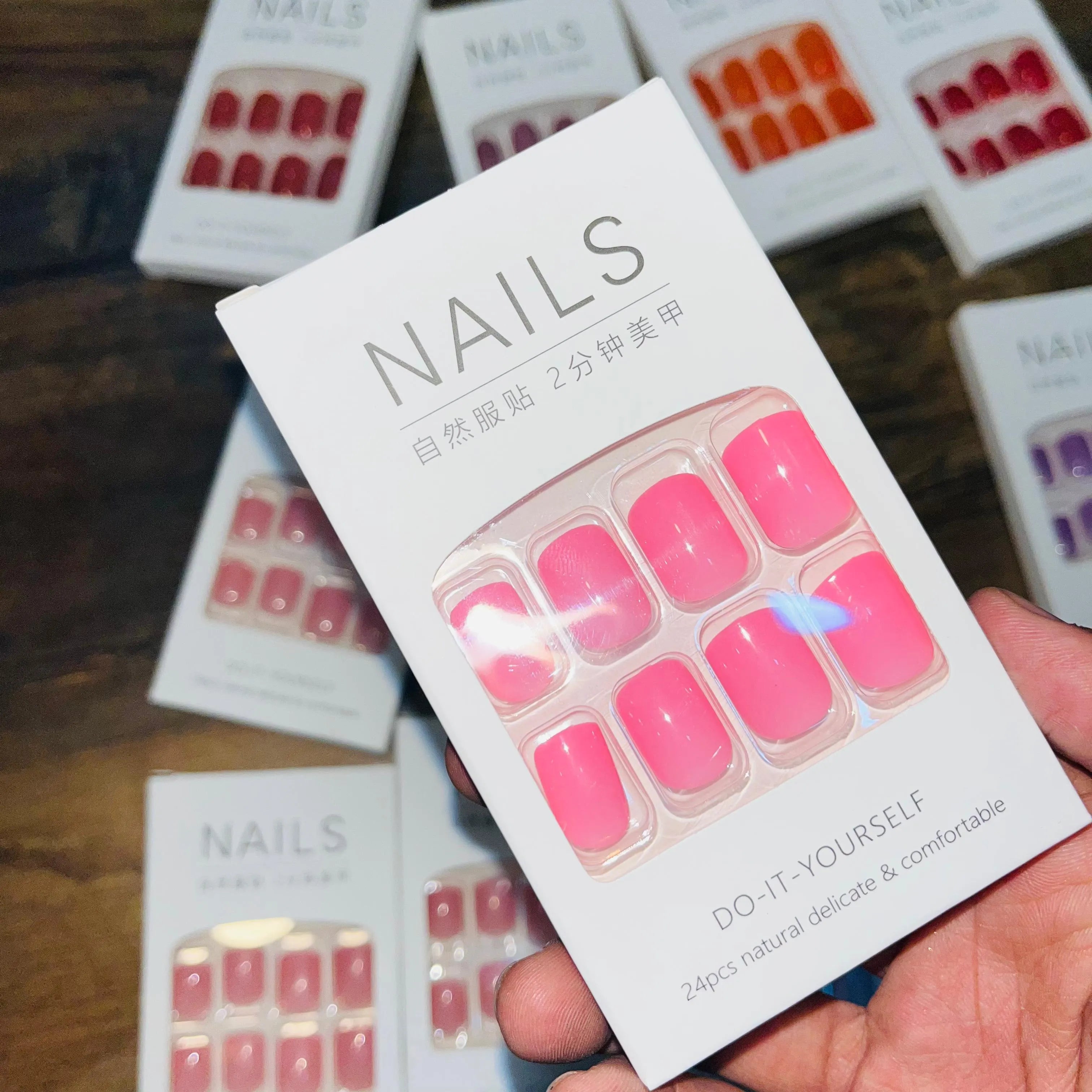 Stylish Artifical Nails With Free sticker (24 Pcs) Cosmia.pk