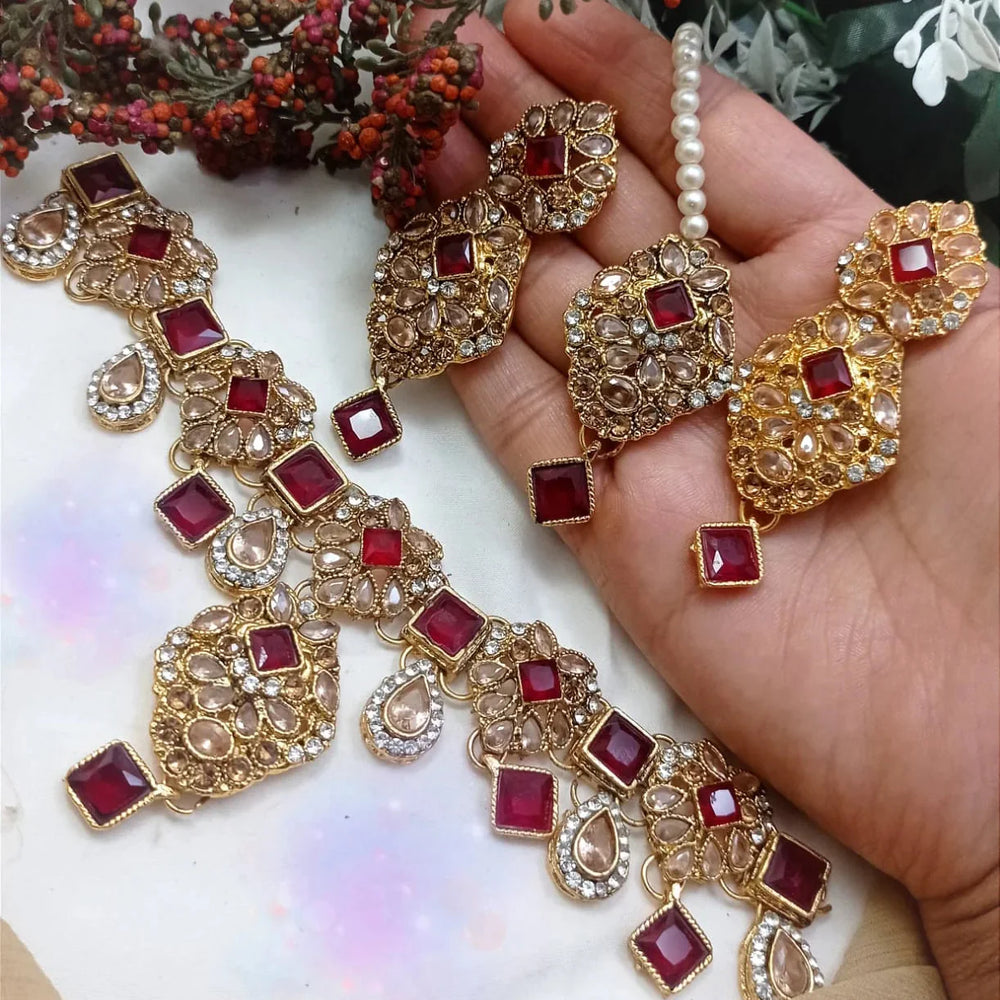 Antique Necklace Set - Stone Work Cosmia