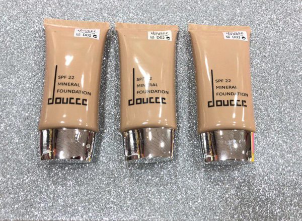 Douccc Mineral Foundation – Flawless, Lightweight Coverage Douccc