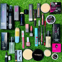 15 in 1 Huda Beauty Makeup Deal Huda Beauty