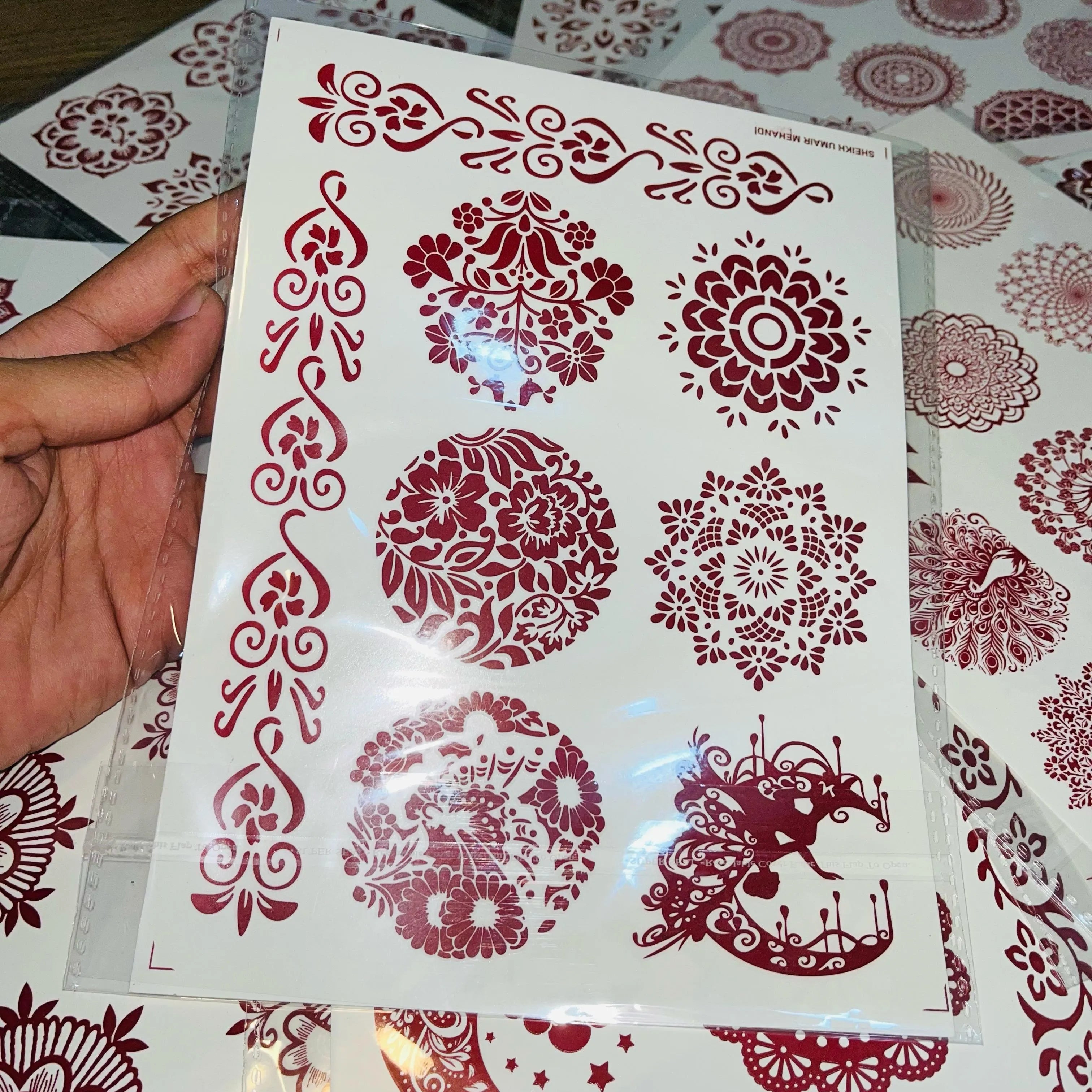 Simple Aesthetic Mehndi Bunch Designs Cosmia.pk