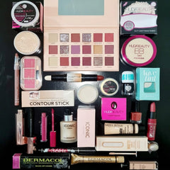 All-in-One Glamour Makeup Deal - 16 Pieces Cosmia.pk