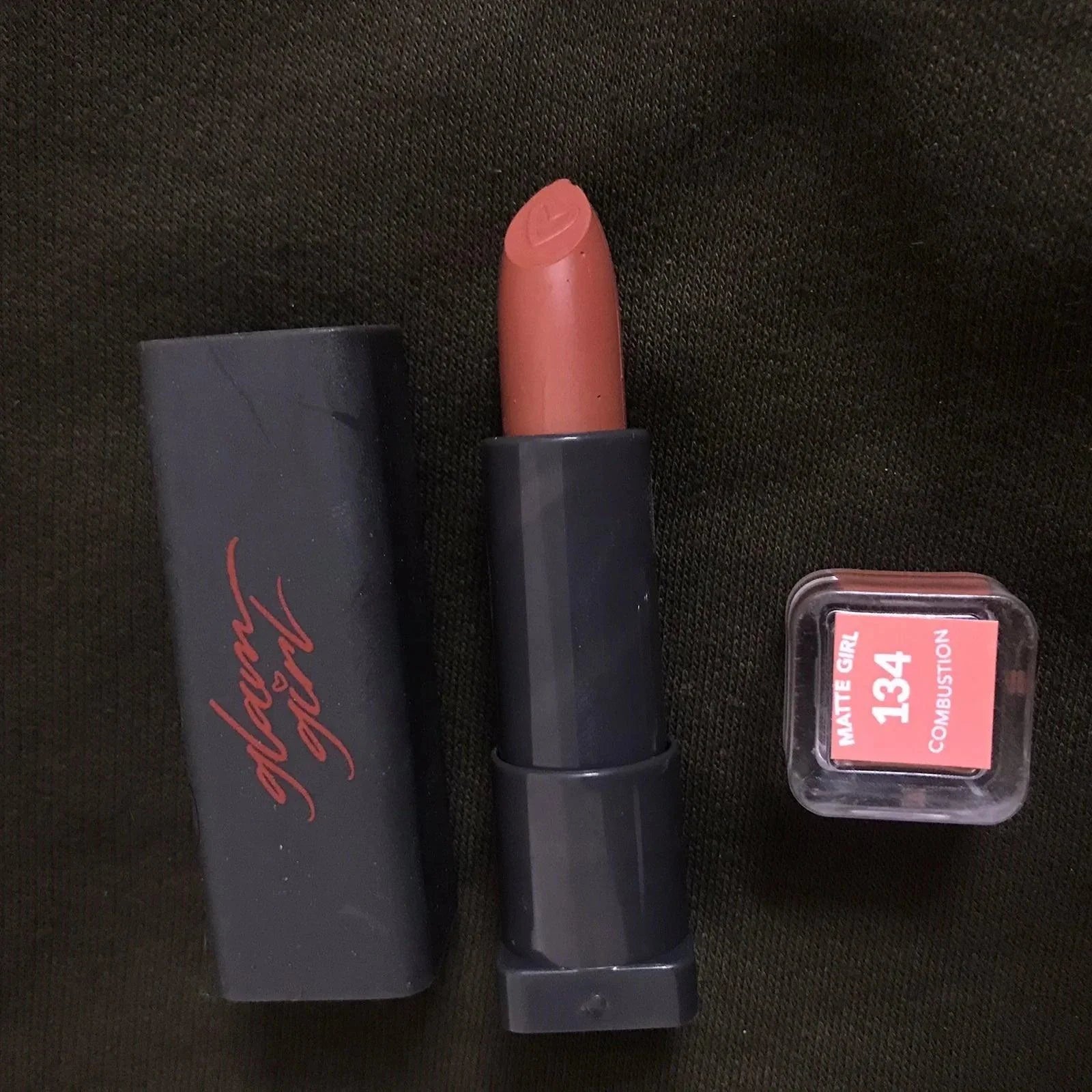 Glam Girl Matte Lipstick 💄 Glam Girl