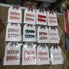 Fingertip Color Cat's Eye Nail Art - 12 Pcs Cosmia.pk
