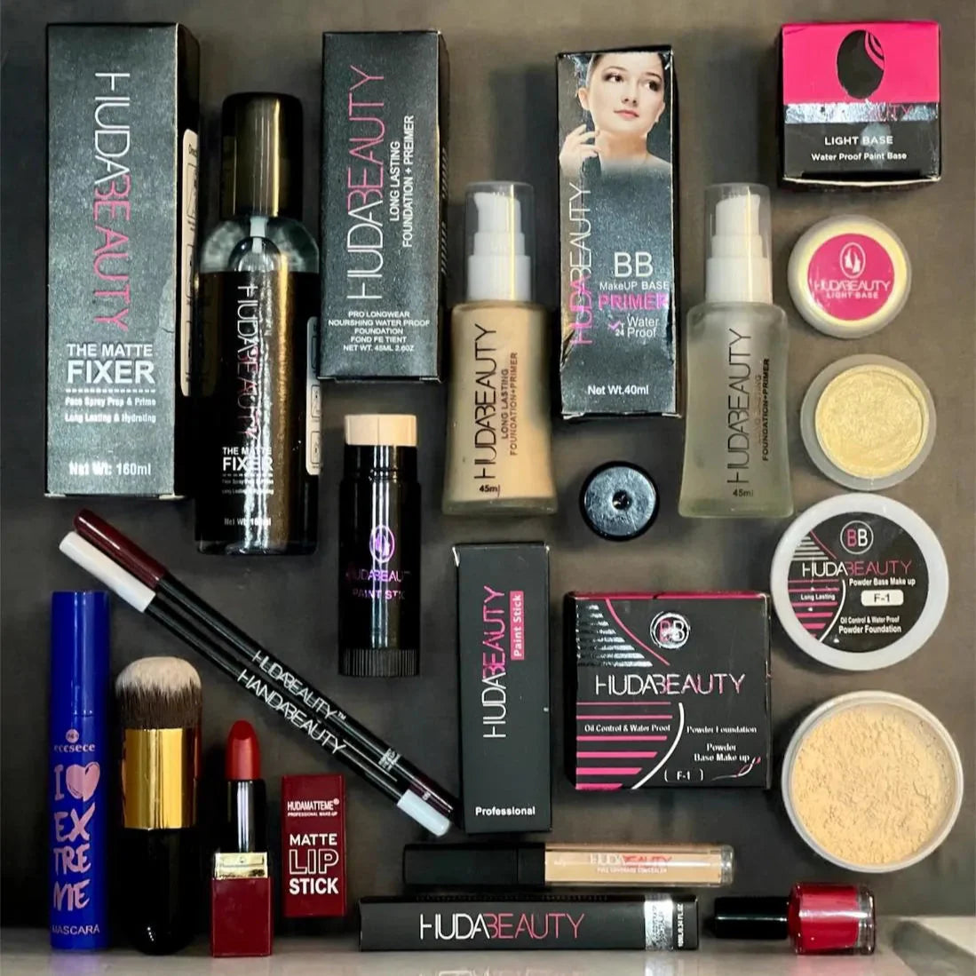 13-In-1 Makeup Deal Cosmia.pk