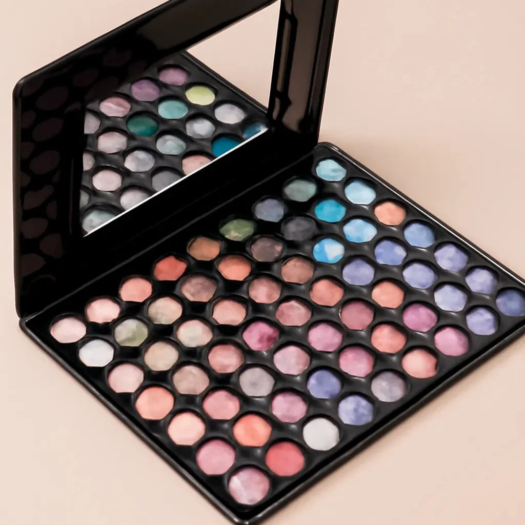 88 Colors Eyeshadow palette Cosmia.pk