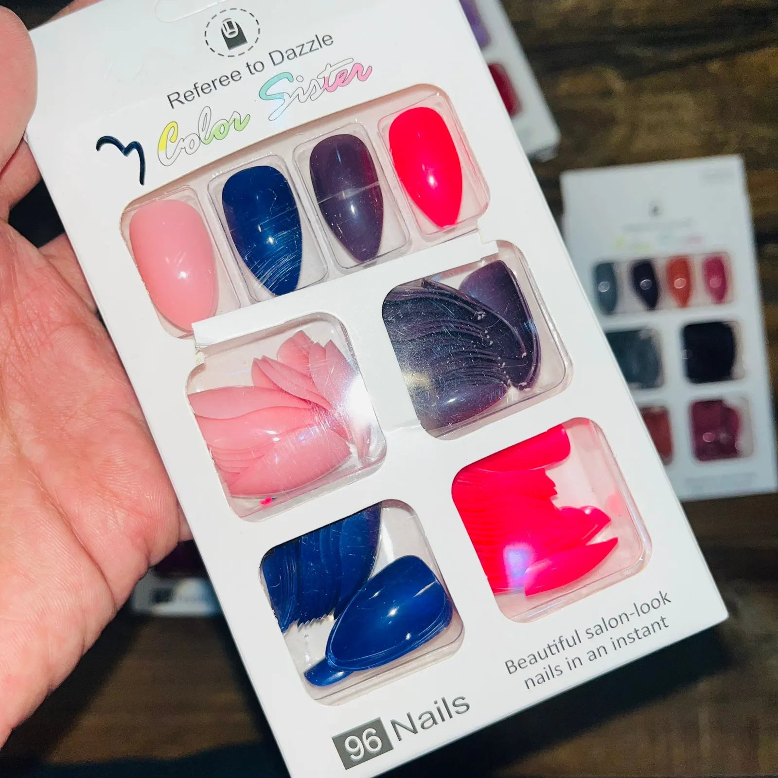 Color Sister Salon Look Artifical Nails With Free Stickers (96Pcs 4 Color Sister