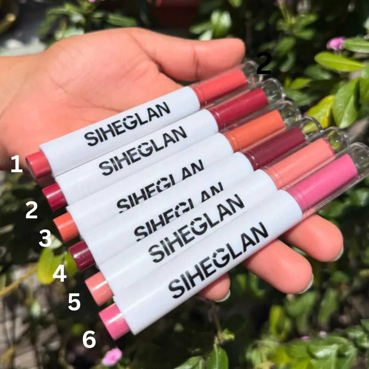 SIHEGLAN Fashion Slick Click Lip Balm – Smooth, Stylish & Hydrating Siheglan