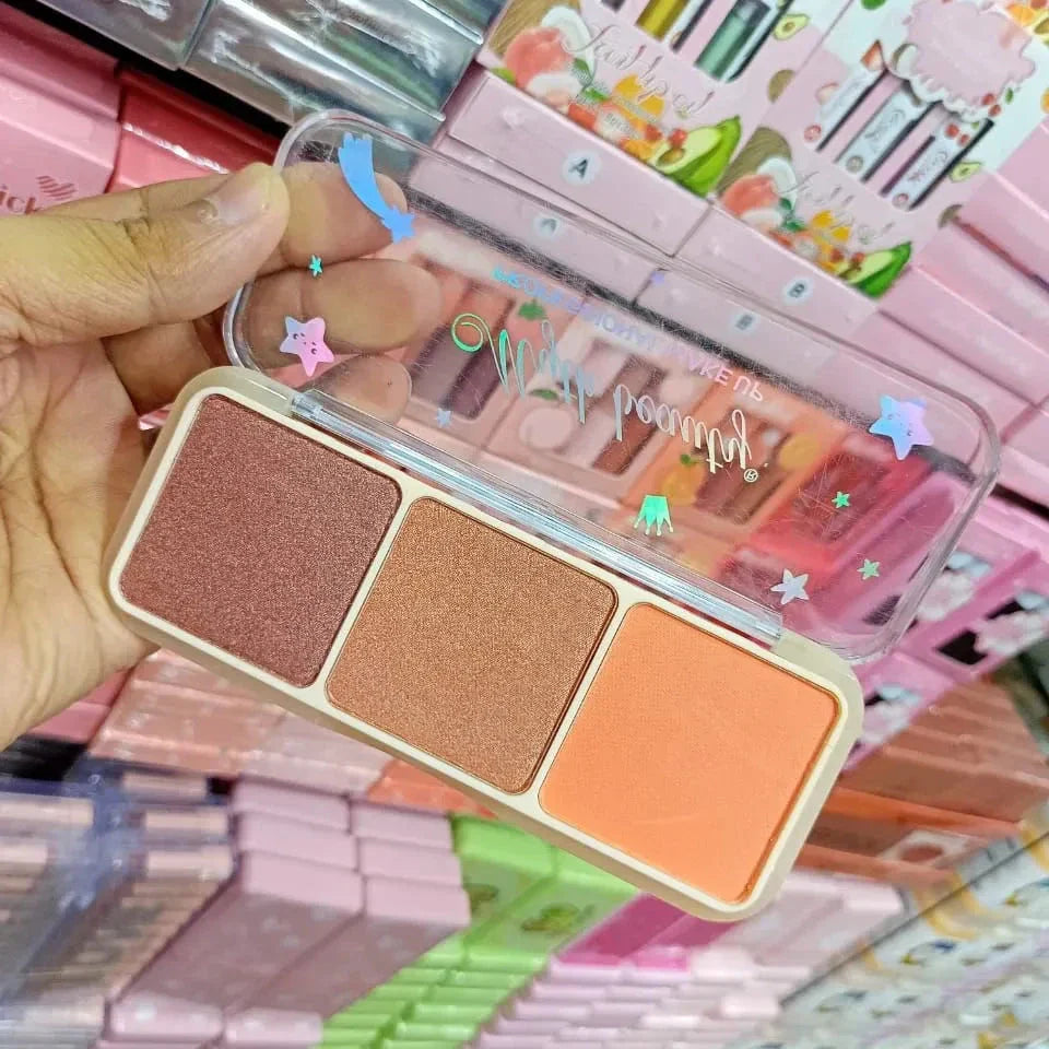 3 in 1 Highlighter Palette Cosmia.pk