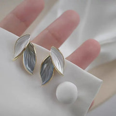9 two 5 Most demanded  High quality Earring Cosmia