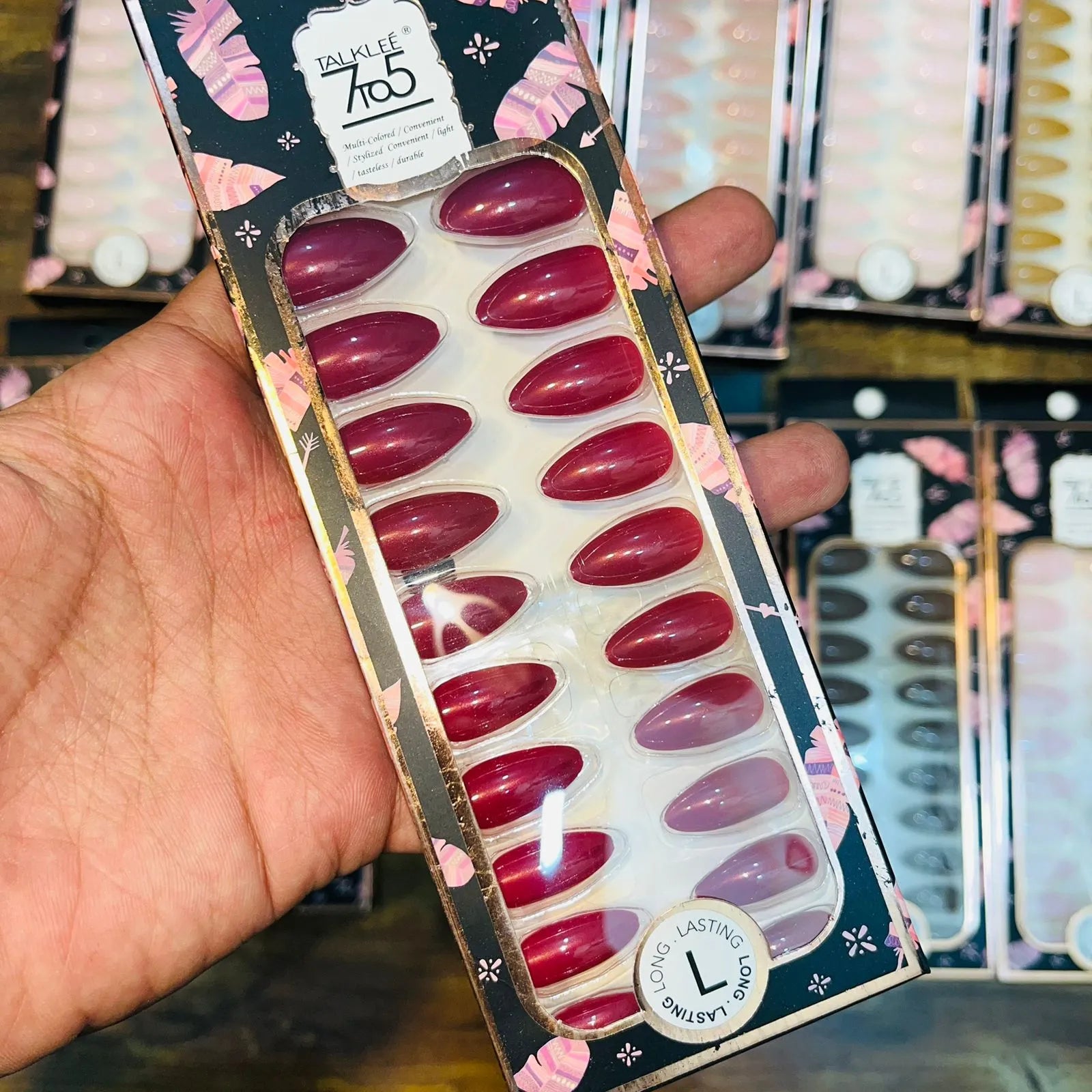 7To5 Talklee Matte Artifical Nails With Free Stickers Talklee