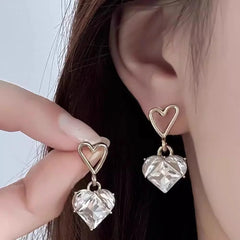Korean Style Heart Earrings — Cute & Chic Accessory Cosmia