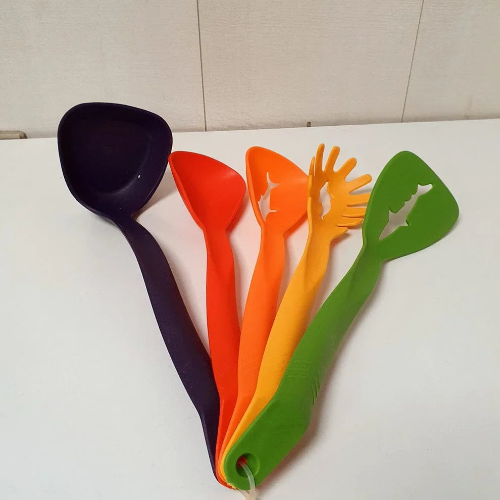 5 Pcs Colorful Kitchen Spoon Set - Each Cosmia.pk