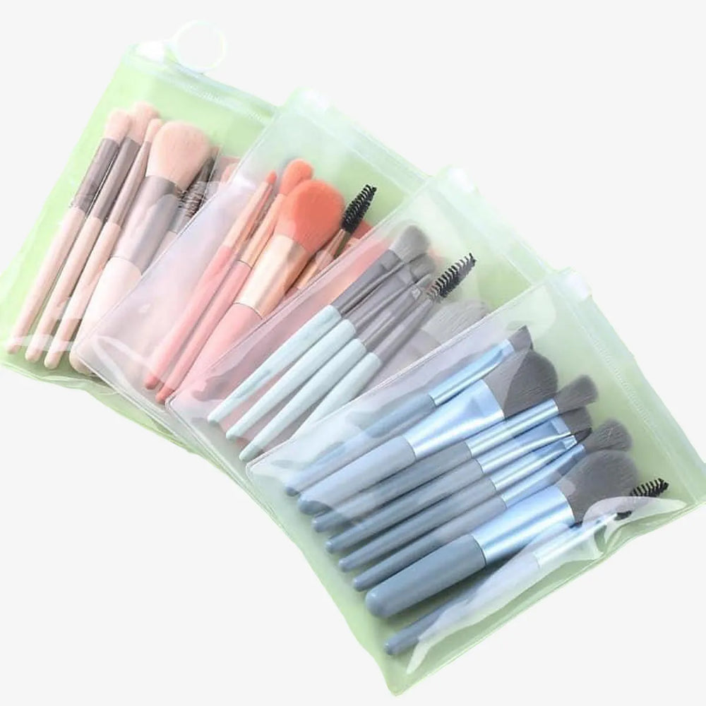 Makeup Brush Kit – 8PC Professional Set with Travel Pouch Cosmia.pk