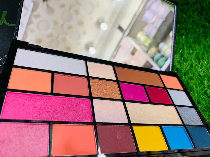 Revolution Jack Palette Revolution