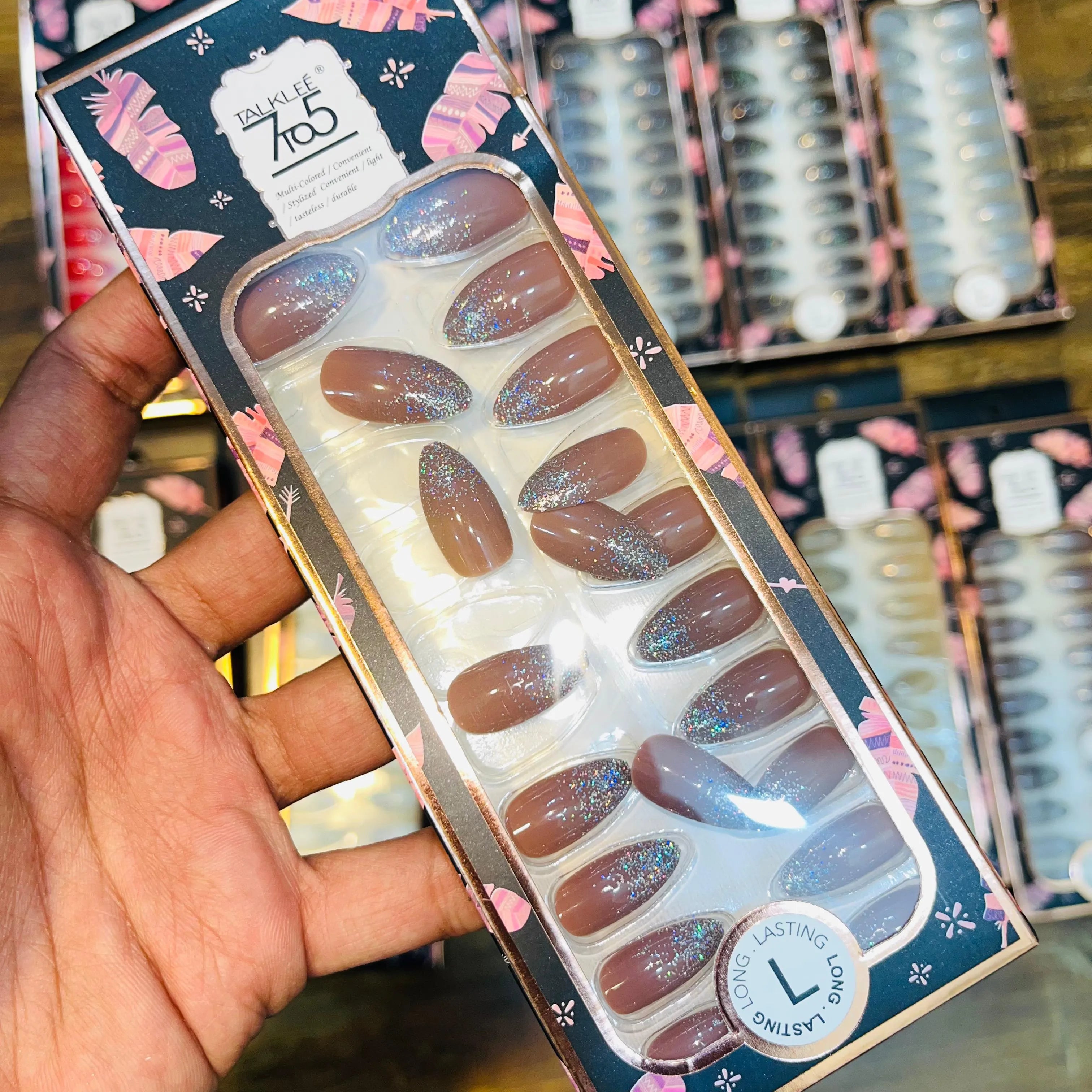 7To5 Talklee Shiny Artifical Nails With Free Stickers Talklee