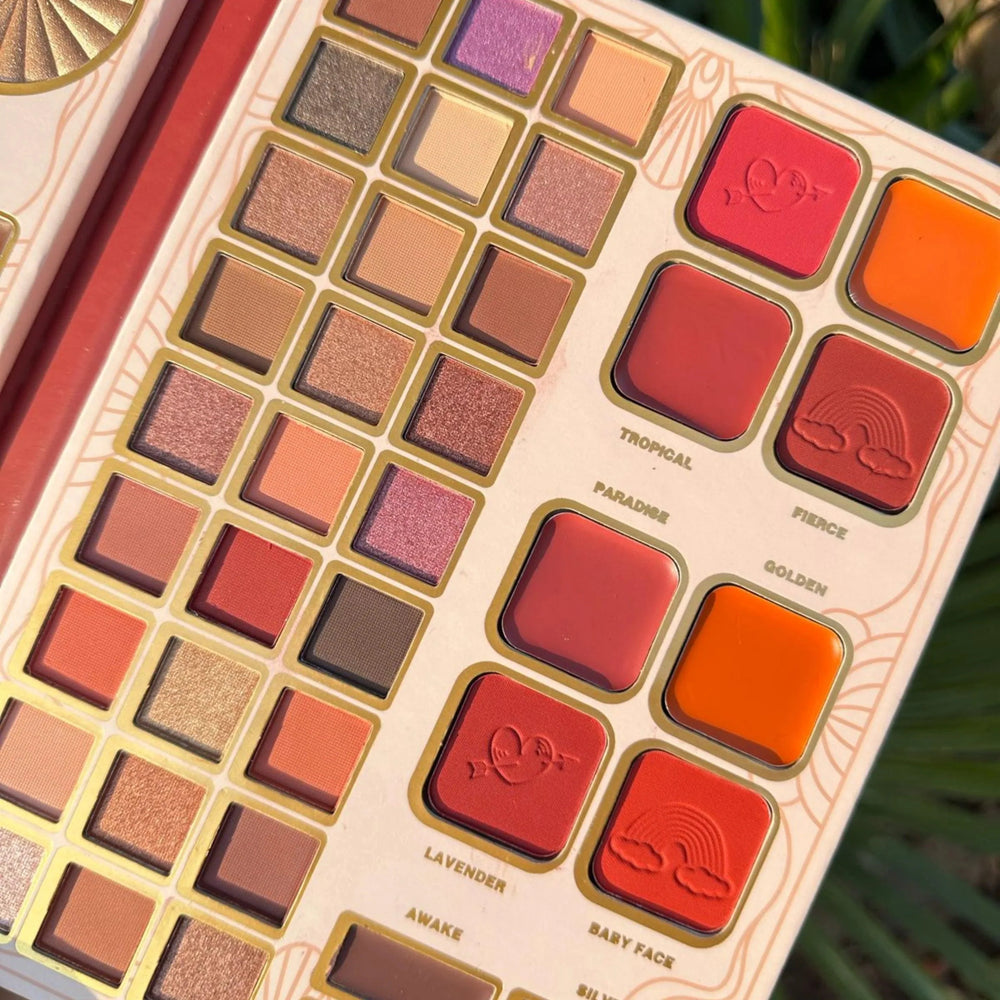 Russian Roulette Palette Mocallure