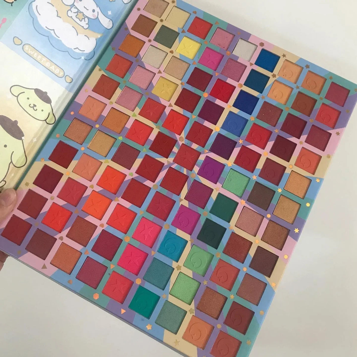 Friends Sanrio Eyeshadow Palette (99 Colors) Cosmia.pk