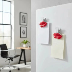 Pack of 3 lip-shaped clipboard magnets Cosmia.pk