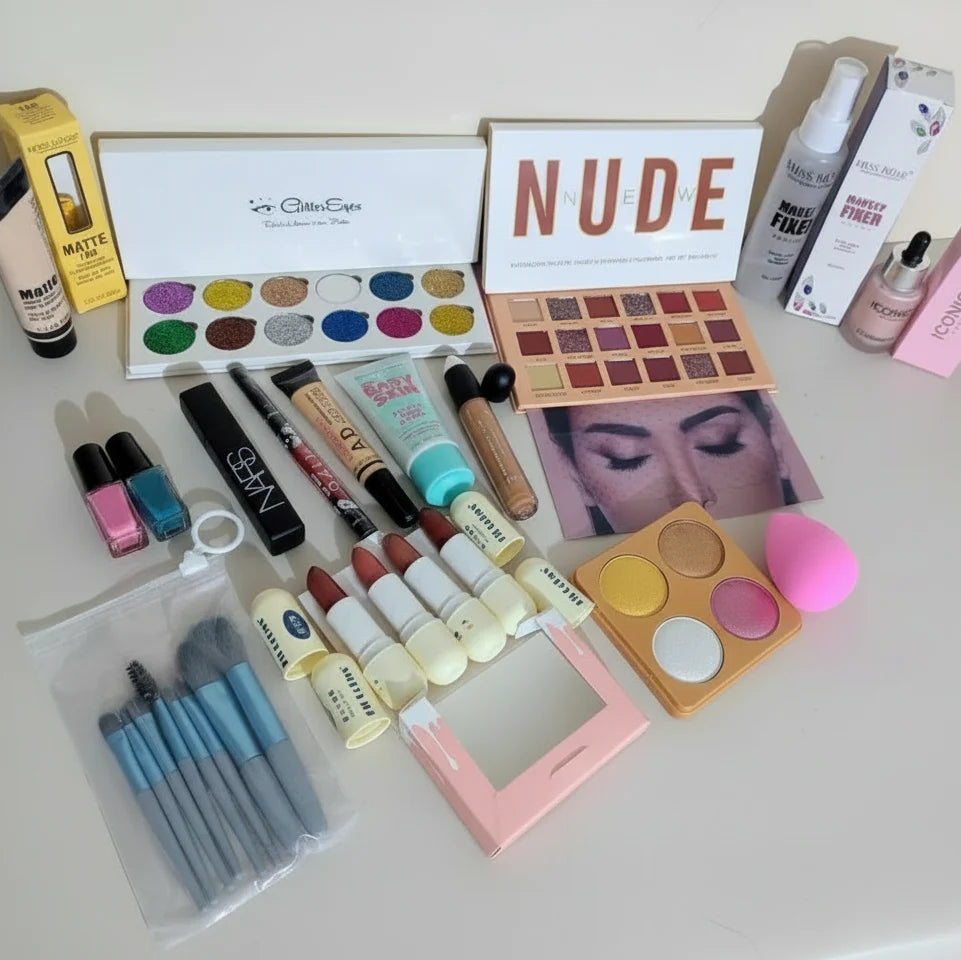 Full Makeup Deal – 15 Items (All Shades/Items Randomly) Cosmia.pk