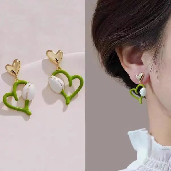 French White Flower Tulip Fruit Green Peach Heart Earring Cosmia